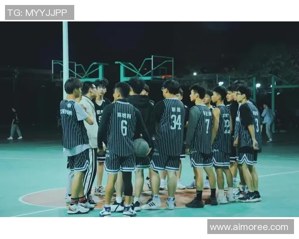 重庆篮球队的拼搏之路:从地方赛场到奥运舞台的奋斗故事 重庆篮球队的拼搏之路:从地方赛场到奥运舞台的奋斗故事